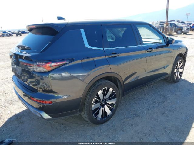 2025 MITSUBISHI OUTLANDER JA4J4VA85SZ044157 Photo 3