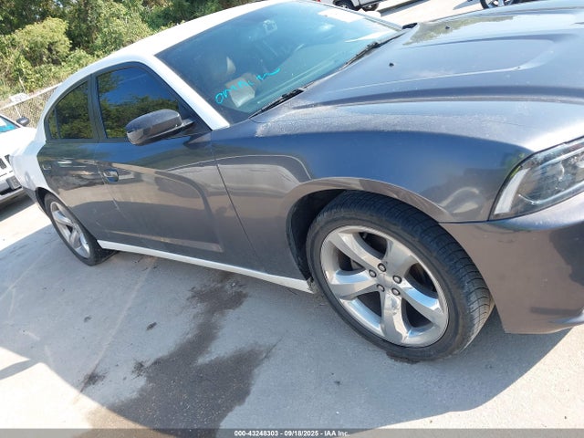 2C3CDXBG6EH268921 Dodge 2014