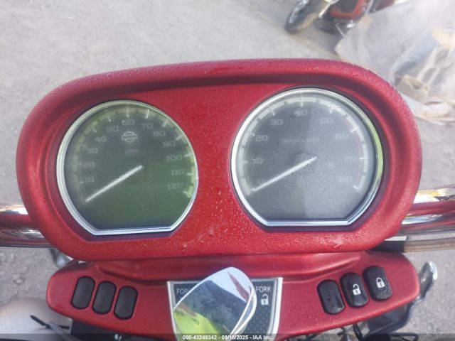 2016 HARLEY-DAVIDSON FLTRUSE 1HD1TAN1XGB956070 Photo 6