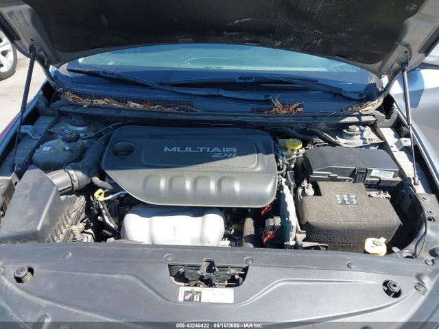 1C3CCCABXFN502228 Chrysler 200