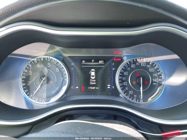 1C3CCCABXFN502228 Chrysler 200