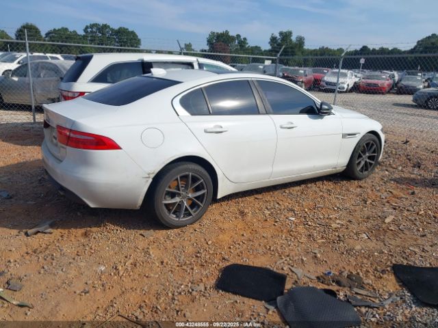 2017 JAGUAR XE SAJAR4BG5HA977296 Photo 3