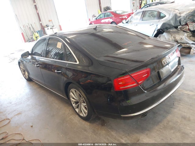 2011 AUDI A8 WAUAVAFD9BN021342 Photo 2