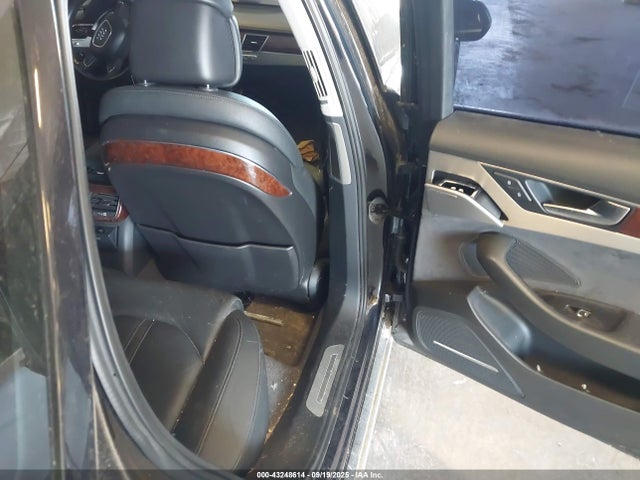 2011 AUDI A8 WAUAVAFD9BN021342 Photo 7