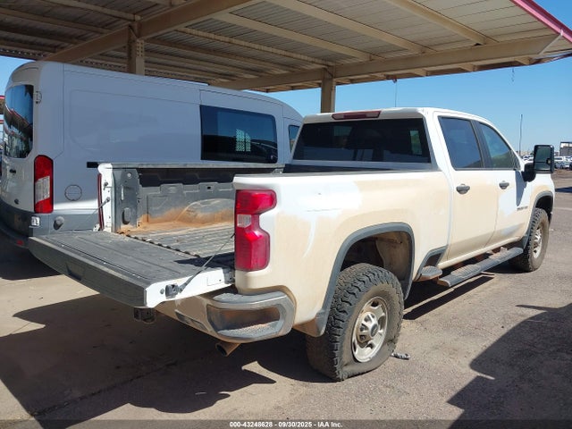 Chevrolet l8t 2023 1GC1YLE74PF165500 Image 4