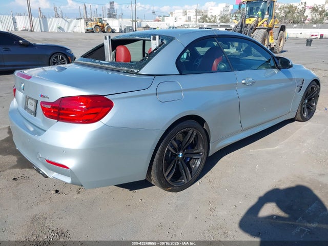 WBS3U9C5XFP967950 BMW M4