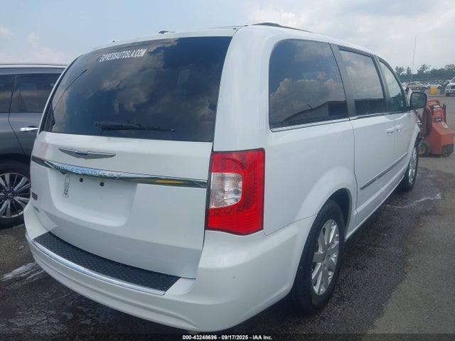Chrysler 2016 2016 2C4RC1BG0GR245749 Image 4