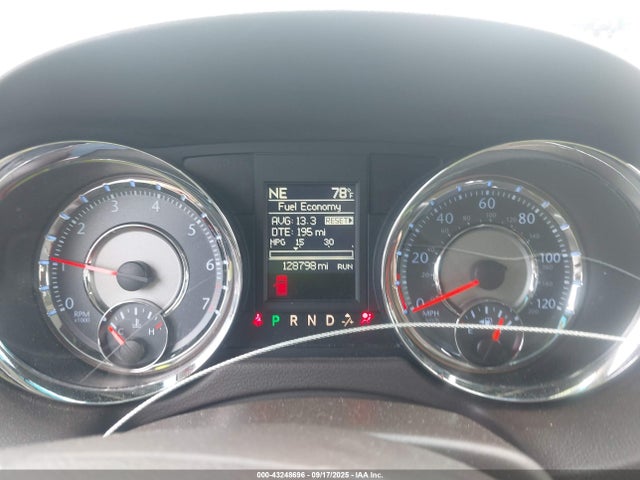 Chrysler 2016 2016 2C4RC1BG0GR245749 Image 7