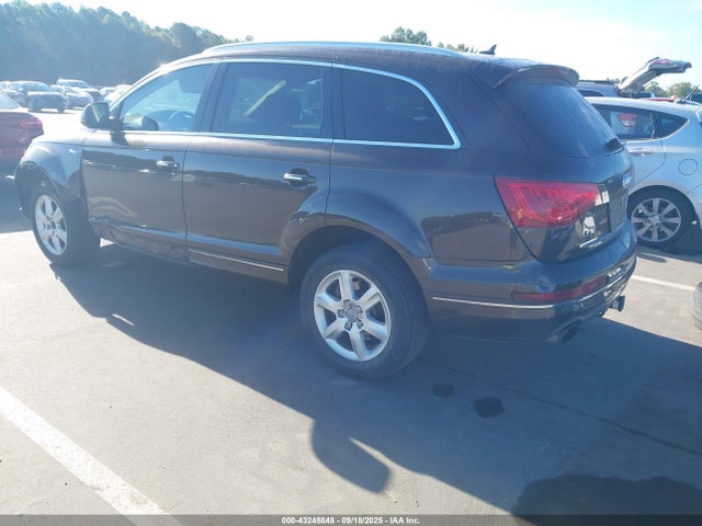 2015 AUDI Q7 WA1LGAFE9FD022950 Photo 2