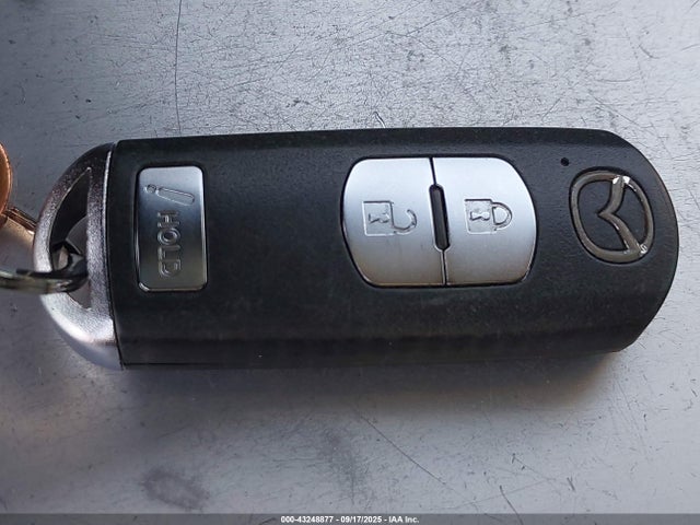 3MZBM1M78GM303963 Mazda pe