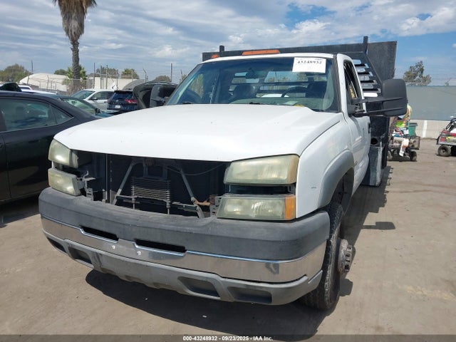 Продаж на аукціоні авто 2005 Chevrolet Silverado 3500 Chassis Work Truck, vin: 1GBJC34U65E244485, номер лоту: 43248932