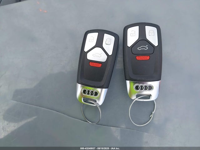 2017 AUDI A4 WAUGMAF42HN043687 Photo 10