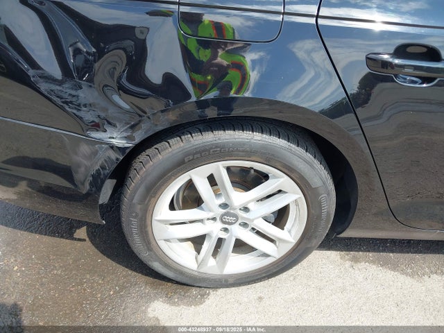 WAUGMAF42HN043687 Audi 2017
