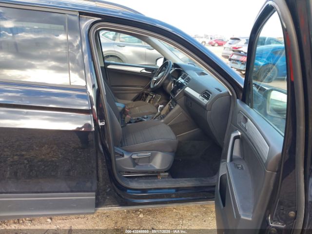 2024 VOLKSWAGEN TIGUAN 3VVFB7AX0RM114553 Photo 4