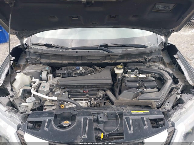 JN8AT2MT2HW135747 Nissan 2017