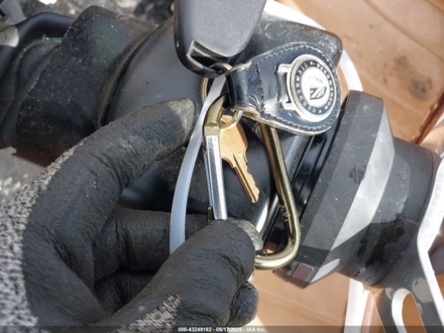 2020 VANDERHALL VENICE 7KGTC2V1XLR000019 Photo 10