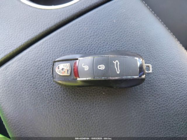 2016 PORSCHE PANAMERA WP0AB2A7XGL050631 Photo 10