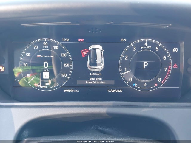 Land Rover aj126 2018 SALYM2RV8JA741504 Image 7