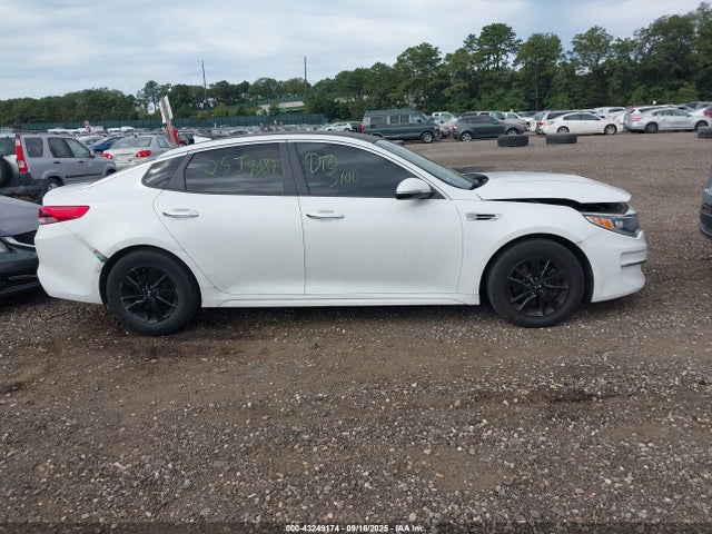 2018 Kia Optima Lx მანქანა იყიდება აუქციონზე, vin: 5XXGT4L3XJG185192, აუქციონის ნომერი: 43249174