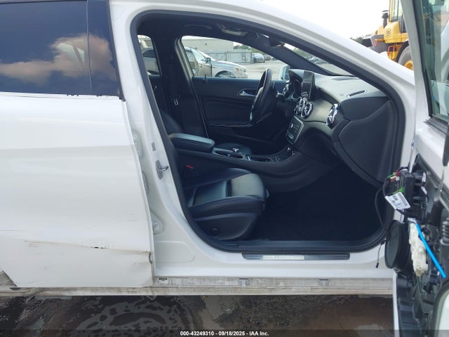 2020 MERCEDES-BENZ GLA 250 WDCTG4EB1LU025622 Photo 4