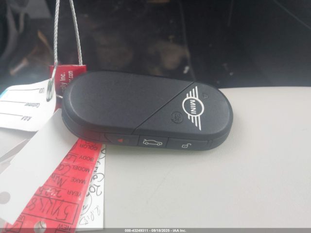 2025 MINI HARDTOP WMW23GD05S2W60543 Photo 10