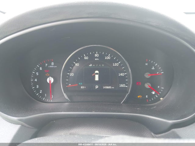 5XYPH4A55HG317349 KIA 2017