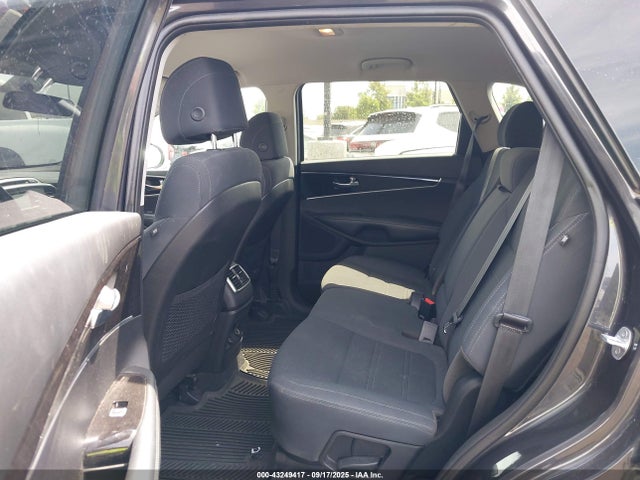 5XYPGDA52HG315612 KIA Sorento