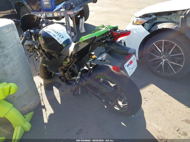 Kawasaki 2023 2023 JKAEXKH12PDAM5449 Image 3