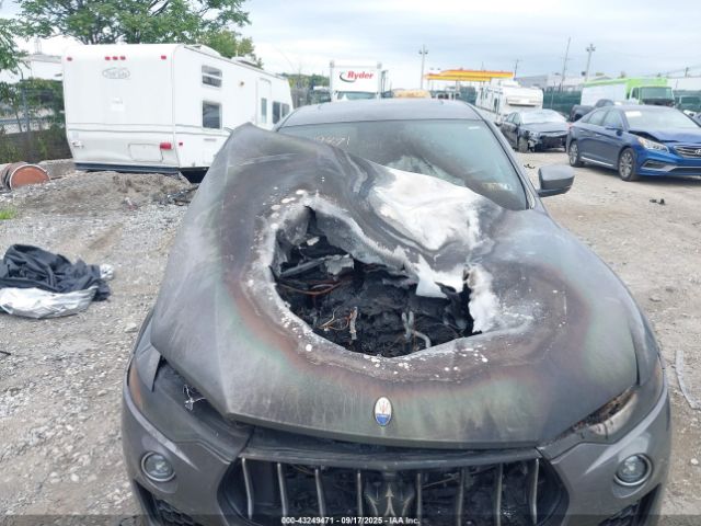 2021 MASERATI LEVANTE ZN661XUA4MX370785 Photo 5
