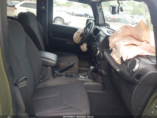 1C4BJWDG0FL585492 Jeep 2015