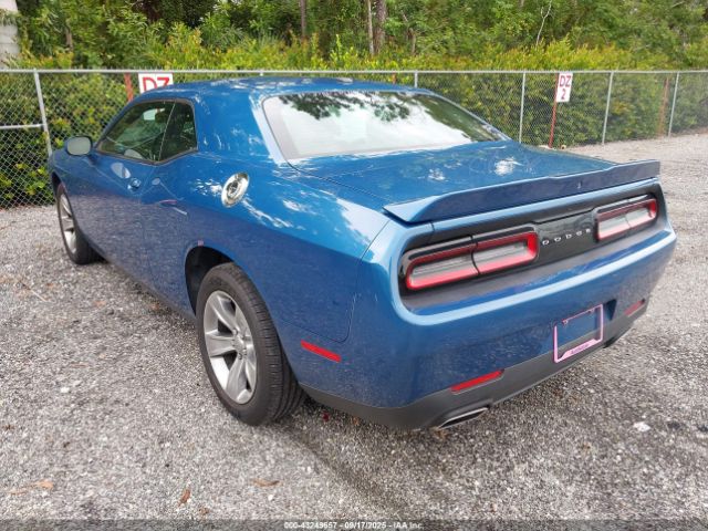 2021 DODGE CHALLENGER 2C3CDZAG2MH520899 Photo 2