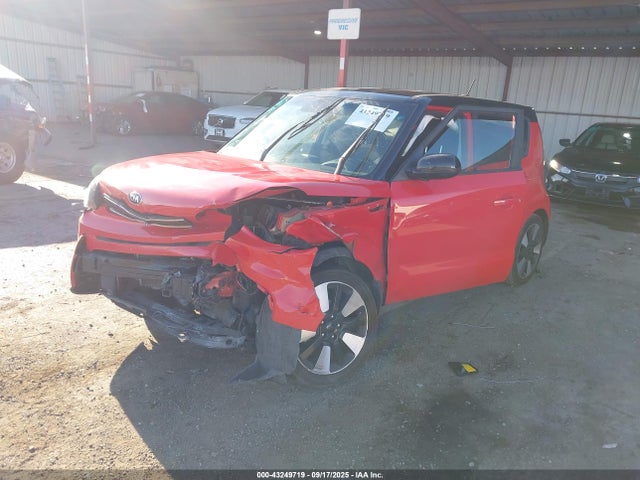 KIA g 2018 KNDJP3A5XJ7559785 Image 2