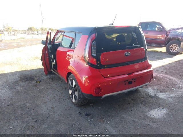 KIA g 2018 KNDJP3A5XJ7559785 Image 3