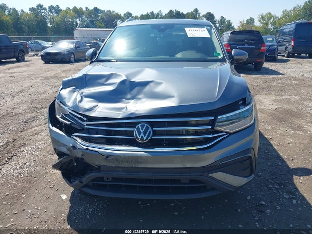 3VV2B7AX4NM031748 Volkswagen Tiguan
