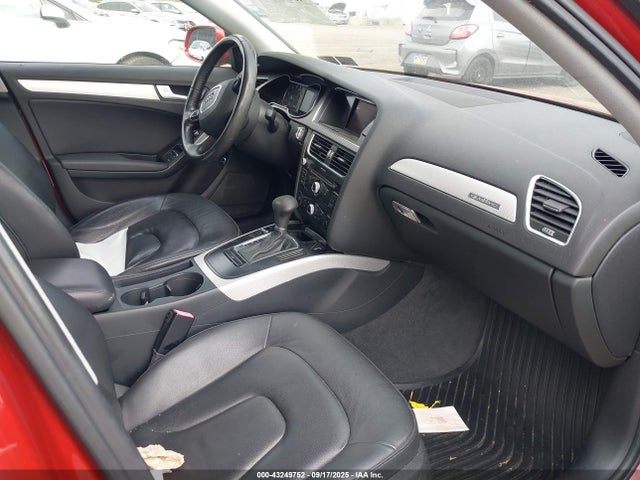 2013 AUDI A4 WAUBFAFL2DN021243 Photo 4