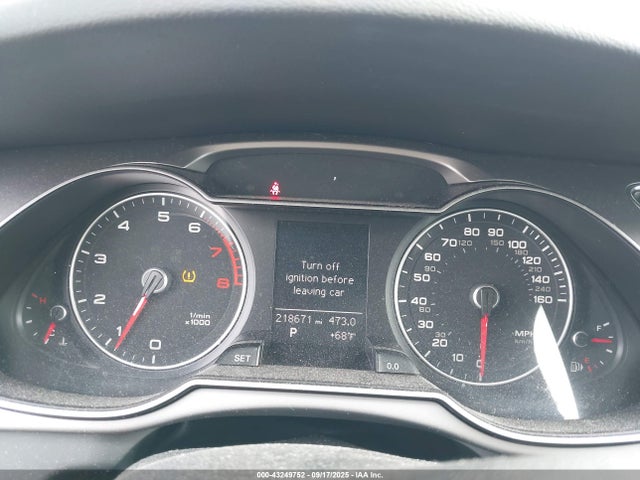 2013 AUDI A4 WAUBFAFL2DN021243 Photo 6