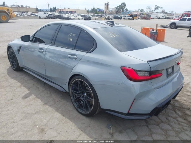 2021 BMW M3 WBS33AY05MFL49911 Photo 2