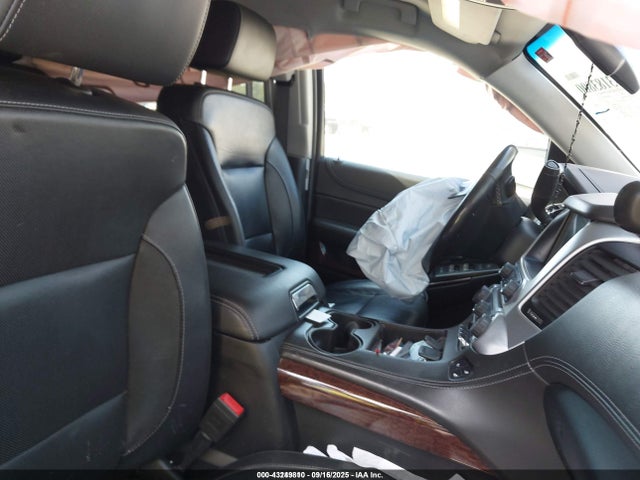 Продаж на аукціоні авто 2019 Gmc Yukon Xl Slt, vin: 1GKS2GKC9KR409040, номер лоту: 43249810