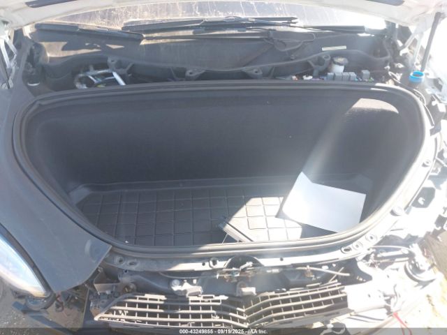 2016 TESLA MODEL X 5YJXCAE28GF013418 Photo 9