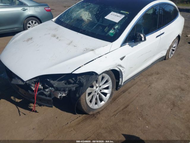 2016 TESLA MODEL X 5YJXCAE28GF013418 Photo 5