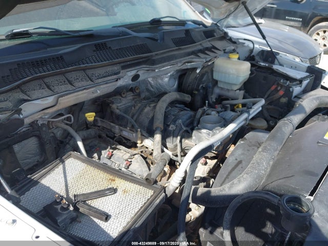 3C6TR4HTXEG225058 RAM 2500