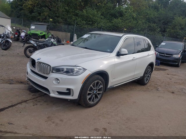 BMW X5 2015 5UXKS4C53F0J99604 Image 2