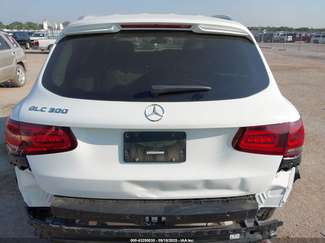 2021 Mercedes-benz Glc 300 Suv მანქანა იყიდება აუქციონზე, vin: W1N0G8DB7MV313912, აუქციონის ნომერი: 43250030