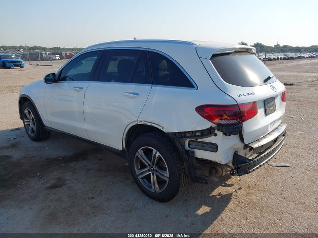 2021 Mercedes-benz Glc 300 Suv მანქანა იყიდება აუქციონზე, vin: W1N0G8DB7MV313912, აუქციონის ნომერი: 43250030