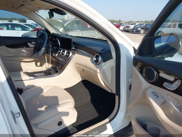 2021 Mercedes-benz Glc 300 Suv მანქანა იყიდება აუქციონზე, vin: W1N0G8DB7MV313912, აუქციონის ნომერი: 43250030