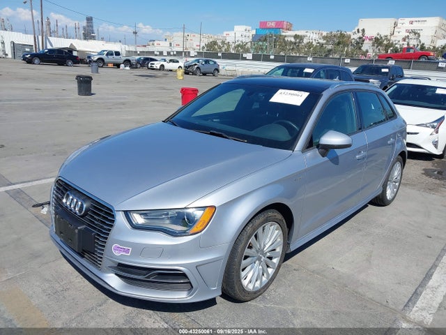 2016 AUDI A3 E-TRON WAUUPBFF6GA058717 Photo 5