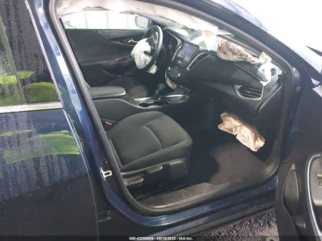 2022 CHEVROLET MALIBU 1G1ZD5ST9NF121719 Photo 4