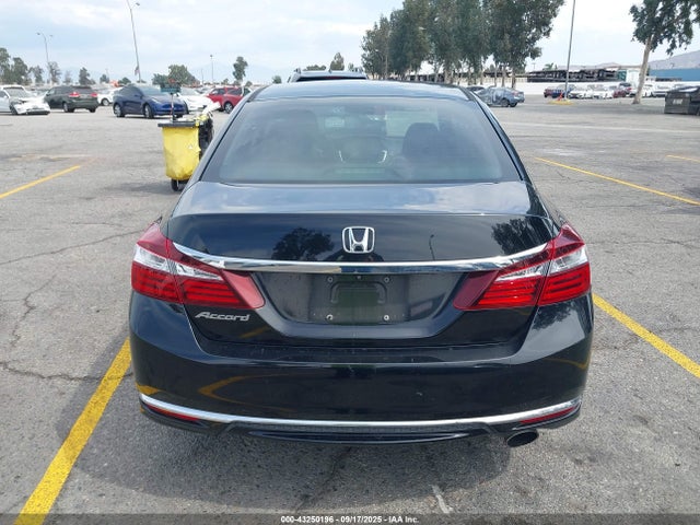 1HGCR2F32HA205097 Honda k24w1