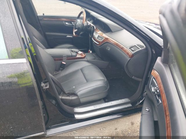 2009 MERCEDES-BENZ S 550 WDDNG86X89A249910 Photo 4