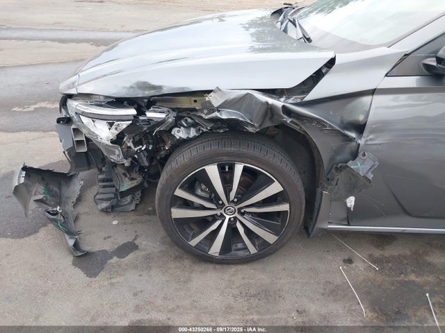 1N4BL4CVXKC176558 Nissan 2019